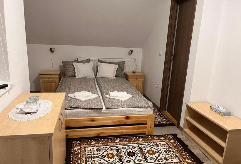 تختخواب و صبحانه Casa Timea Vendégház