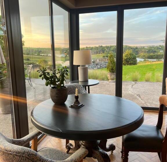 צימר Darkley Lodge   Lakeview Spa