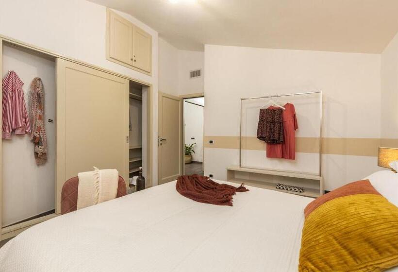 민박 Loft Rooms I Cinque Mori