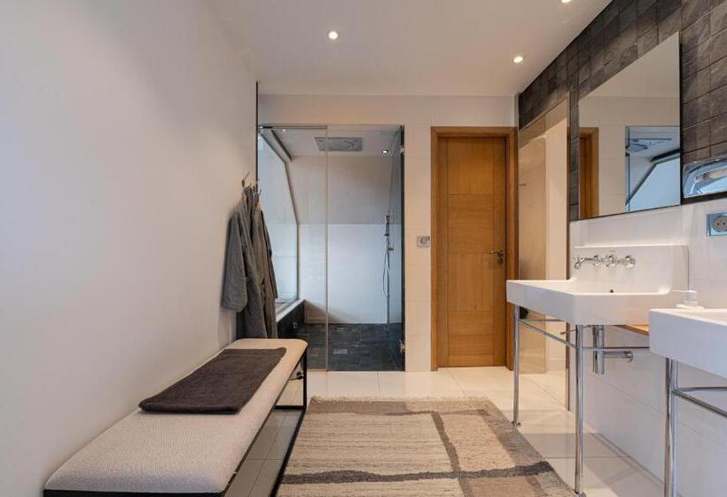 צימר Suite Cathédrale   Ty Castel