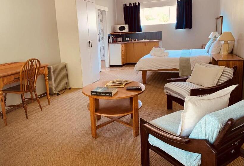 Bed and Breakfast Tumble In