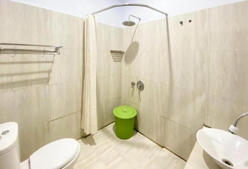 هتل Ayi The Costel Syariah Bengkulu Mitra Reddoorz