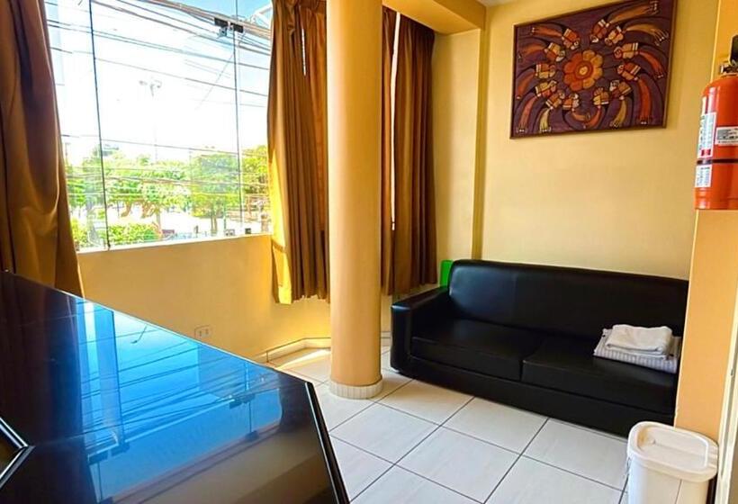 فندق Hospedaje Sol De Oro