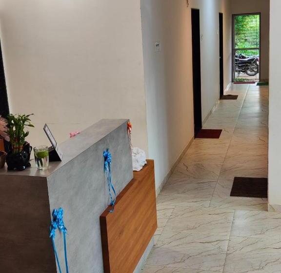 호텔 Shri Resort & Lodging