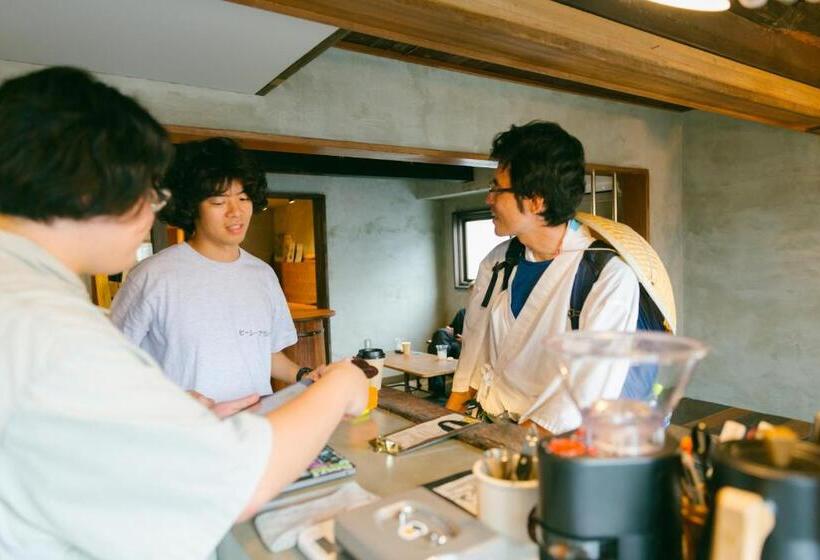 Albergue 丸亀ゲストハウスババノバ