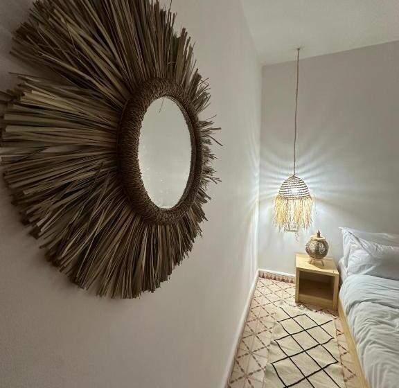 مبيت وإفطار Ecobay Hostel