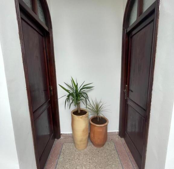 مبيت وإفطار Ecobay Hostel
