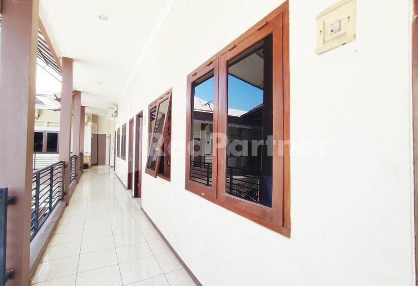 هتل Mutiara Residence Near Simpang Lima Mitra Reddoorz
