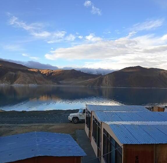 فندق Pangong Rainbow Cottage