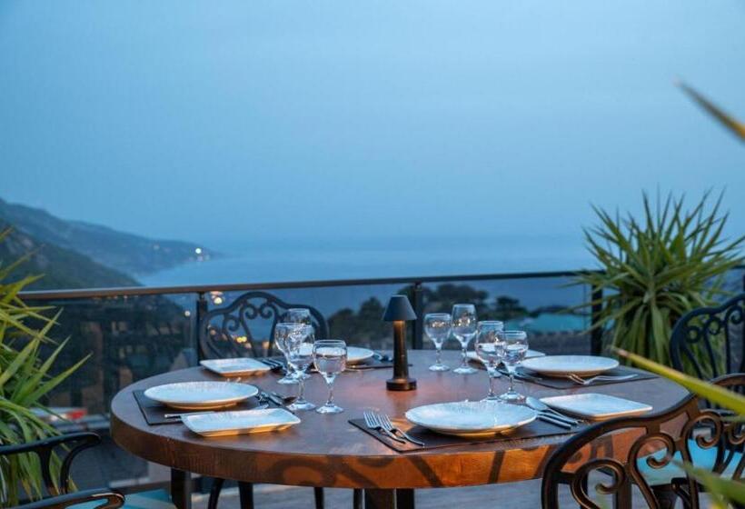 فندق Ramada by Wyndham Fethiye Oludeniz