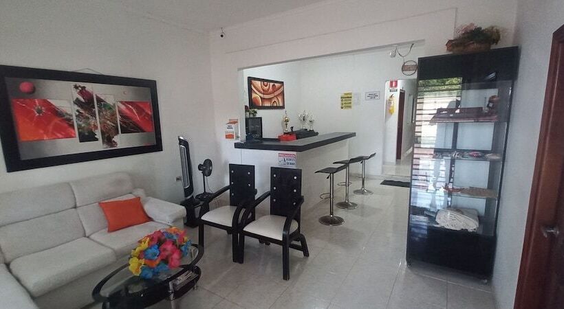פנסיון Hostal Casa De La Abuela