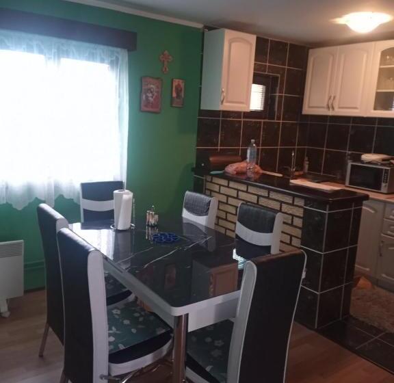 پانسیون Kuća Za Odmor ćira