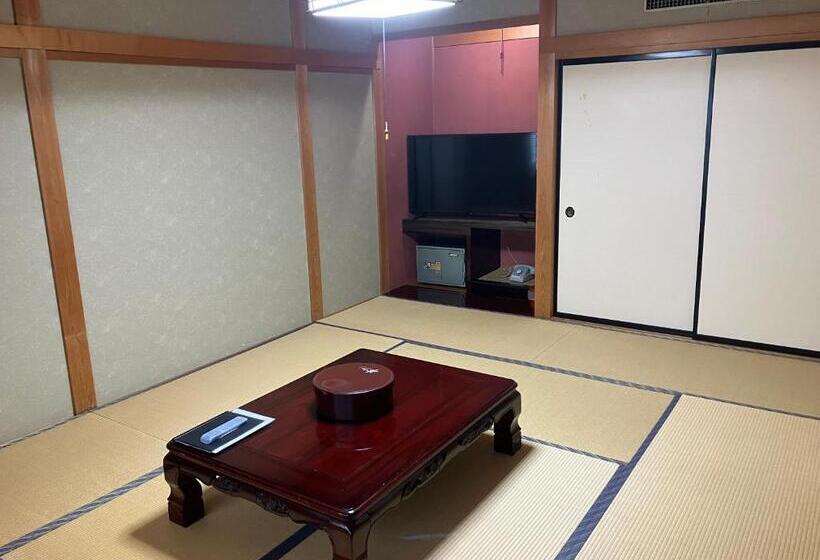 Ryokan 湯の花ふわり 湯元館