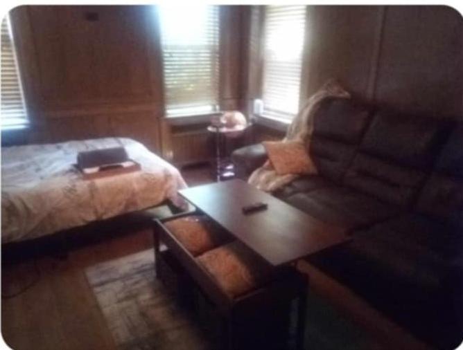 مبيت وإفطار Dunjen Manor