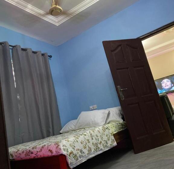 مبيت وإفطار Franchris