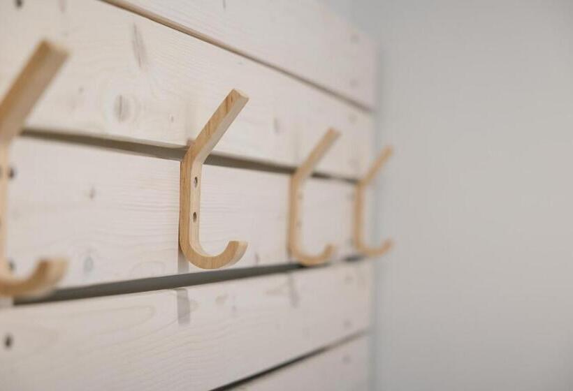 فندق Homeport Suites & Residences
