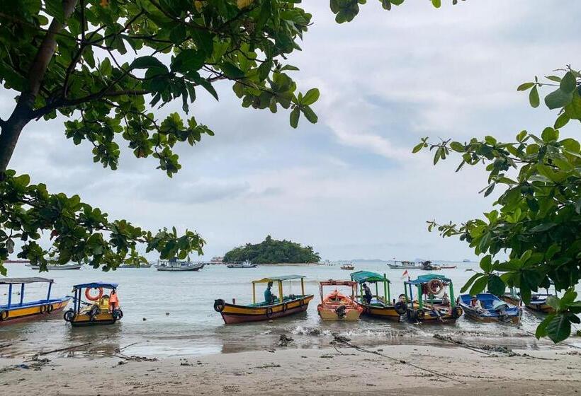 هتل Pelangi Merak Redpartner