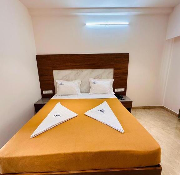 فندق Sln Pride Boarding And Lodging