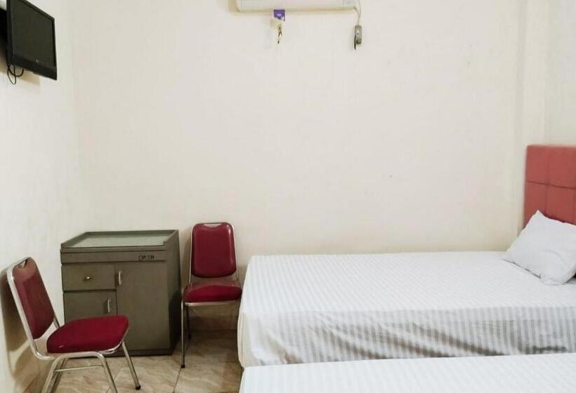 בית מלון כפרי Turuo Homestay Pringsewu Syariah Mitra Reddoorz