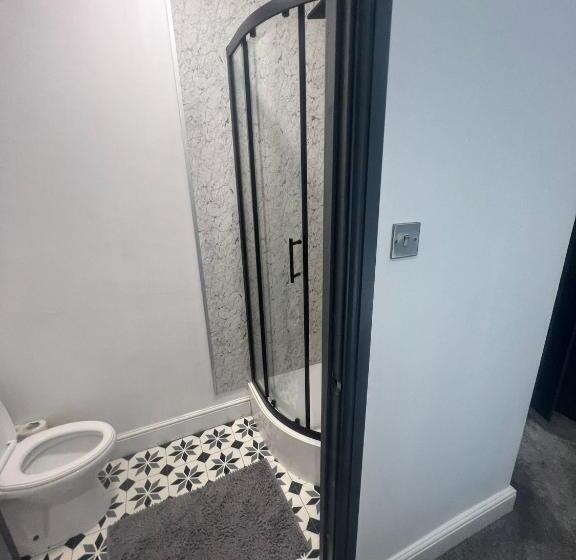 펜션 Town Centre En Suite Room 1