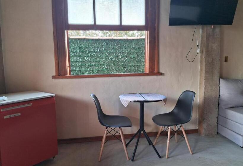 ユースホステル Suite Ana   Casa Tapera Nova