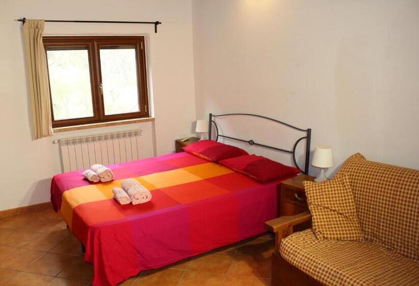 酒店 Agriturismo Incantesimo Del Lago Salto