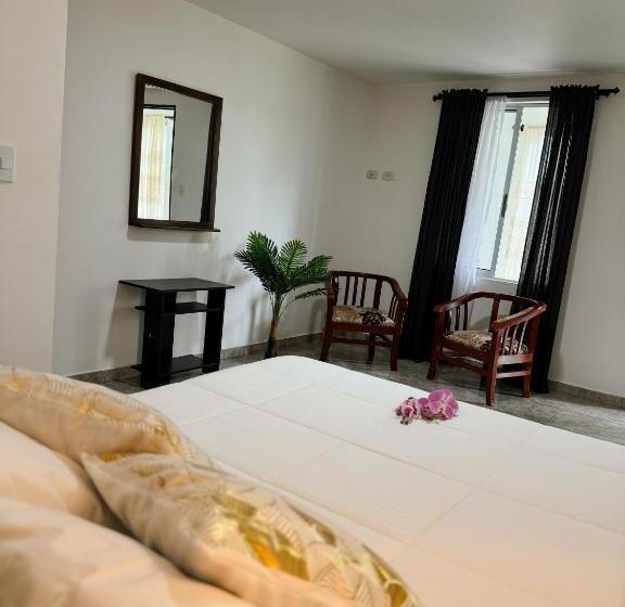 هتل Casa Zarigueya