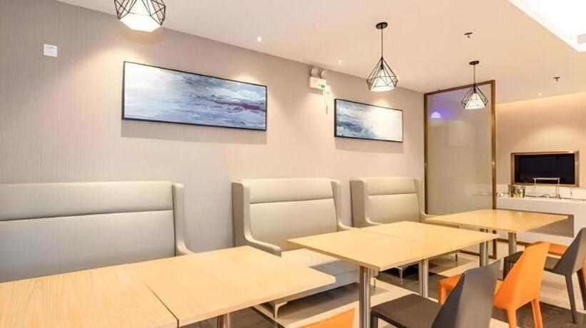 فندق City Comfort Inn Beiliu Bus Terminal