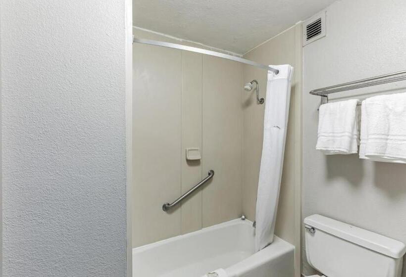 호텔 Days Inn I81 King Bed