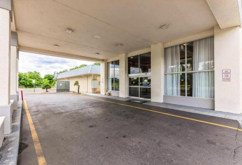 酒店 Days Inn I81 King Room