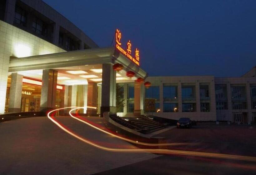 渡假胜地  New Century Hotel Zaozhuang Fengming