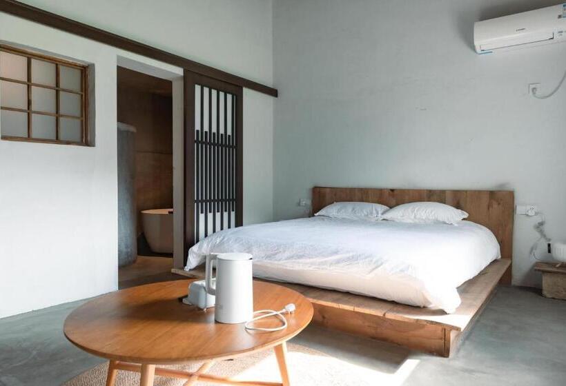 Bed and Breakfast 无用民宿useless Inn