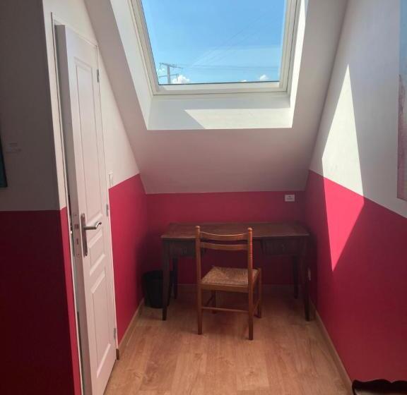 Bed and Breakfast Chez Anne   Chambre Avec Salle De Bain Privative