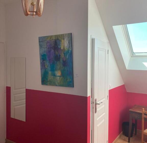 Bed and Breakfast Chez Anne   Chambre Avec Salle De Bain Privative