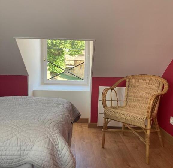 Bed and Breakfast Chez Anne   Chambre Avec Salle De Bain Privative