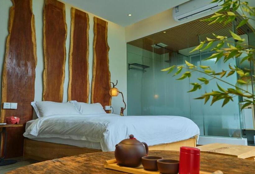 Bed and Breakfast Nature Cure Village Lodge 婺源自在舍民宿