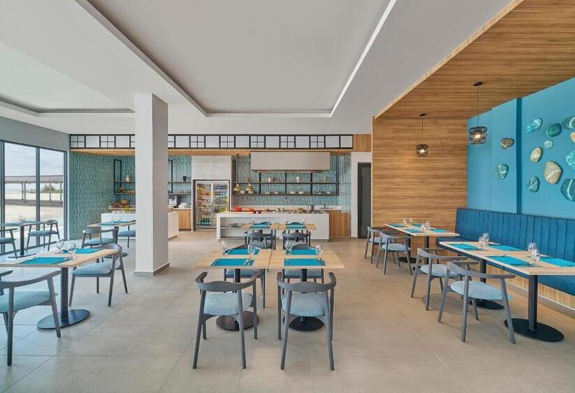 فندق Fairfield By Marriott Kuala Besut