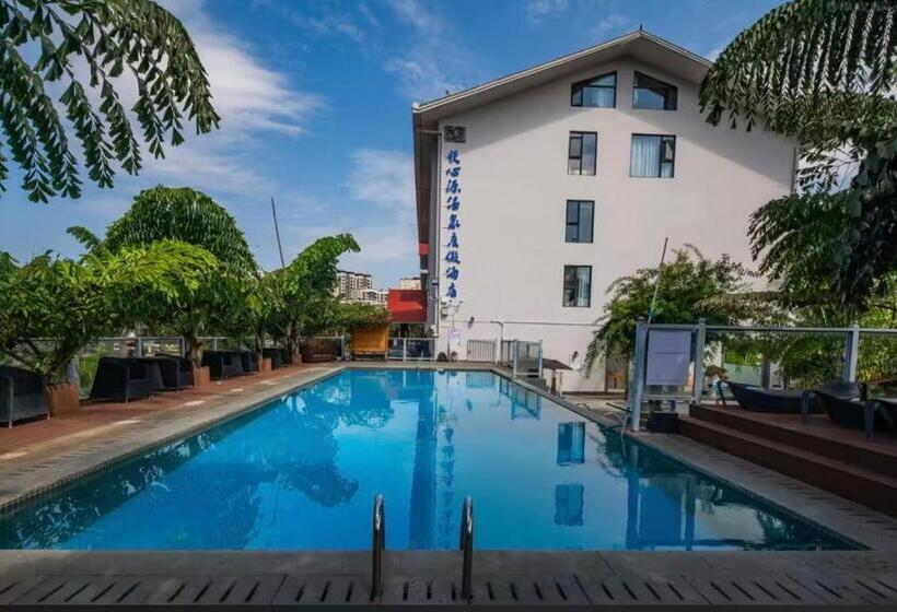 فندق Yue Xin Yuan Spa Resort