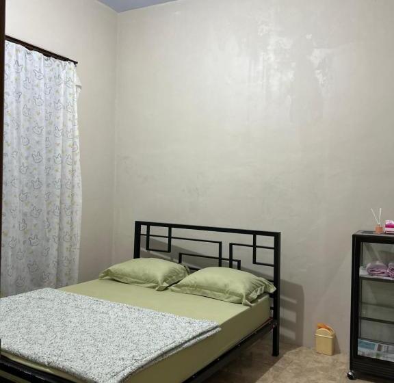 Пансион Harmoni Guest House Tumpak Sewu