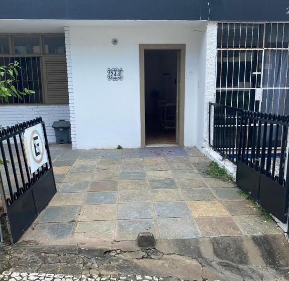 膳宿费 Quarto Em Casa Ampla