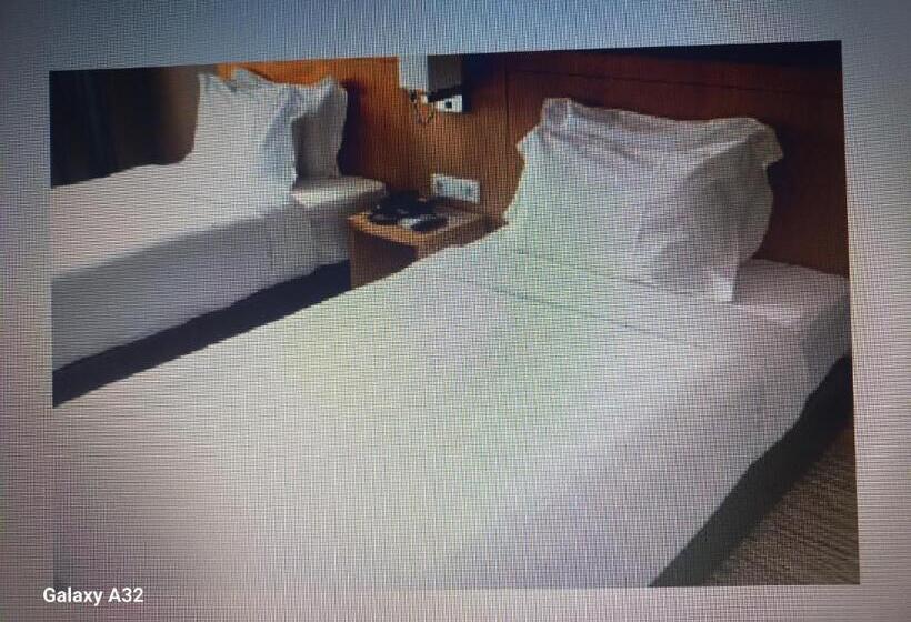 Otel Eli̇f