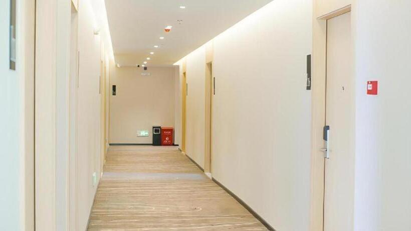 酒店 City Comfort Inn Heyuan Jianji University Town Wanda Plaza