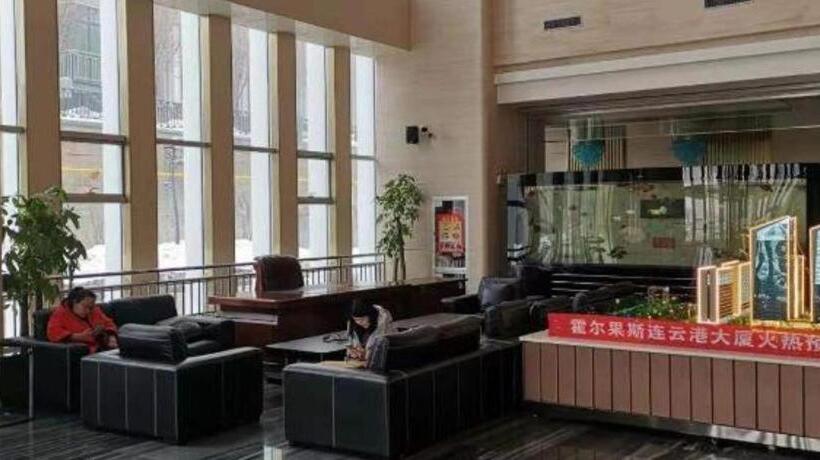 Starway Hotel Urumqi Economic Development Zone Railway Station