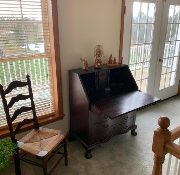 مبيت وإفطار 1st Floor Guest Room With Private Full Bath