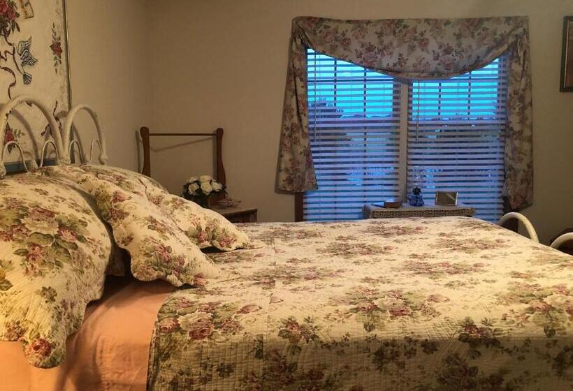 مبيت وإفطار 1st Floor Guest Room With Private Full Bath
