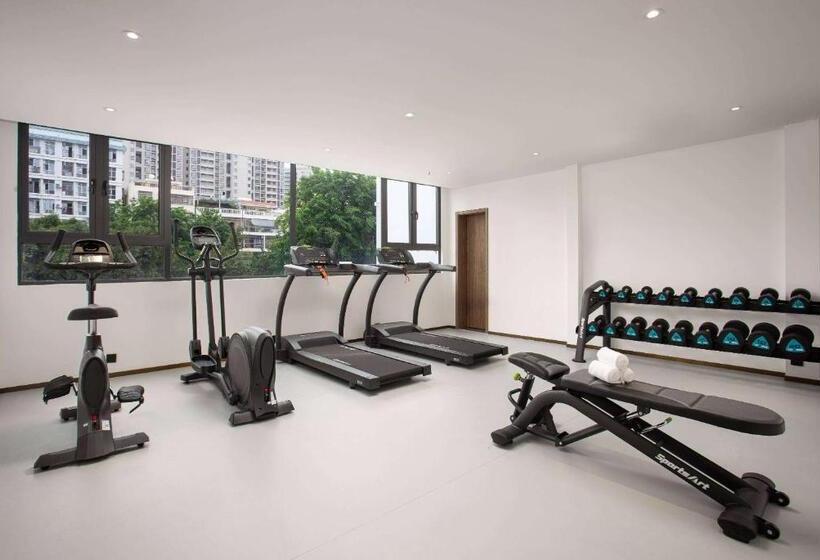 فندق Days Inn By Wyndham Hainan Sanya Bay
