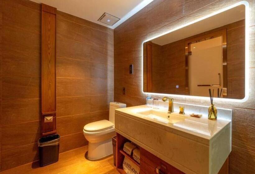 هتل James Joyce Coffetel Kunming Railway Station Huancheng Nan Road Metro Station