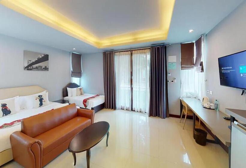 ホテル Nutchana Hill Boutique