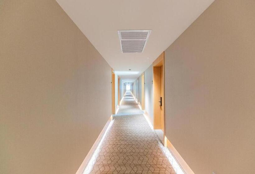 Ji Hotel Shanghai Nanxiang Guyi Garden