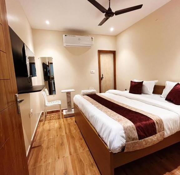 بنسيون Royal Regency Palace Vijay Chowk Gorakhpur